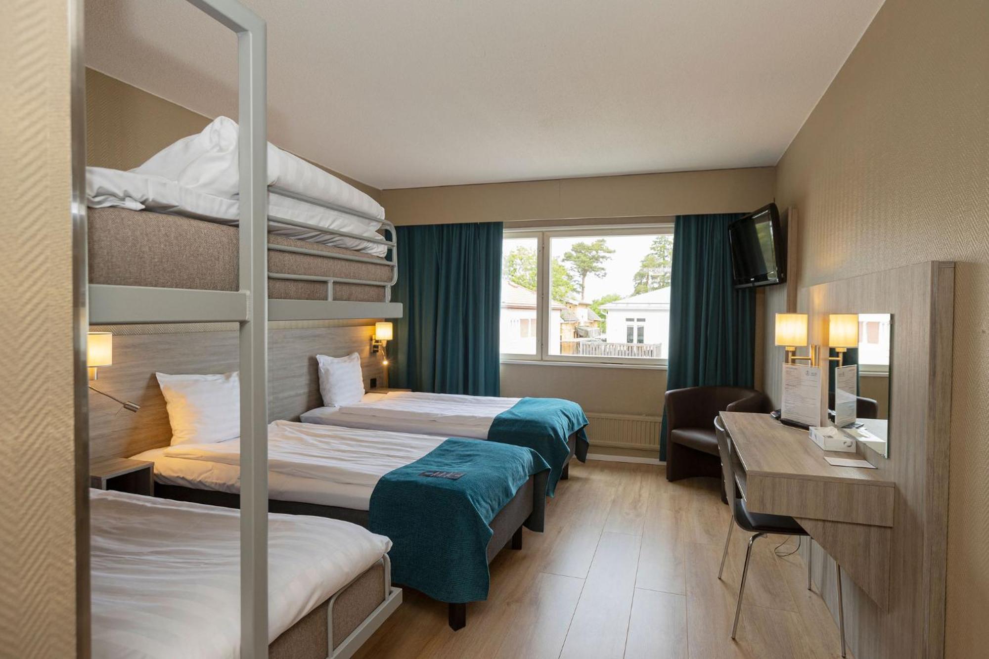 Hotel Adlon Mariehamn Buitenkant foto