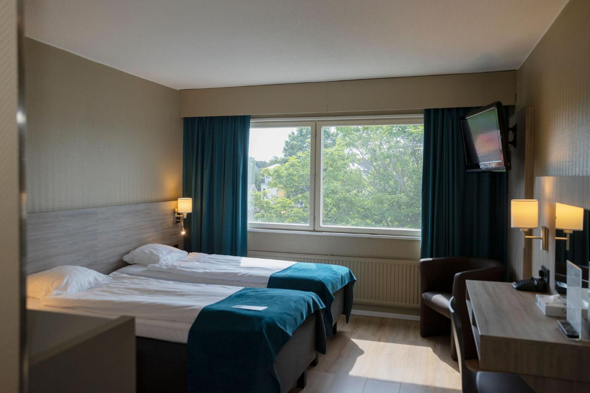 Hotel Adlon Mariehamn Buitenkant foto
